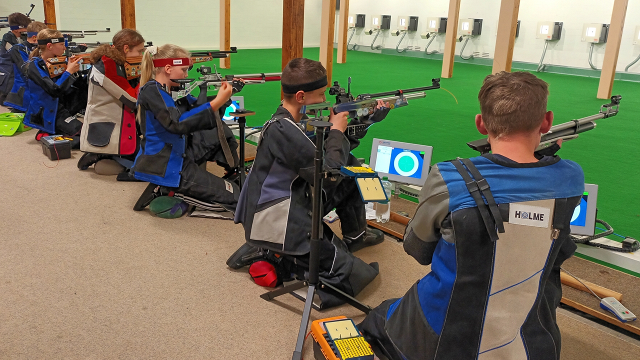 v.r.: Michel Matthews, Lukas Bünning, Gotje Janshen,  Laura Willmann, Jonna Biel und Julius Schumacher