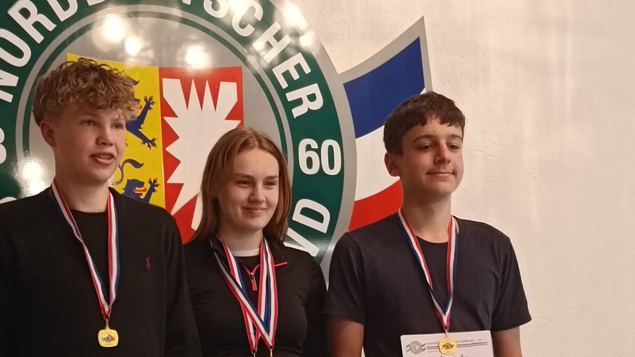 v.l.: Julius Schumacher, Laura Willmann und Lukas Bünning